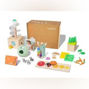 Lovevery “The Babbler” Play Kit